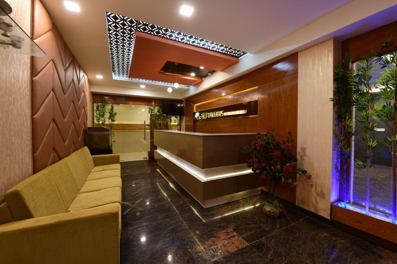 Hotel Bv Colours By Rivido, Begur Main Road Bangalore Esterno foto